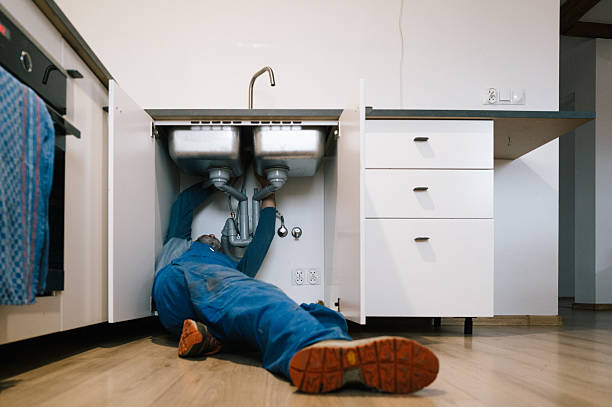Professional Leak Detection technician working in Radford, VA